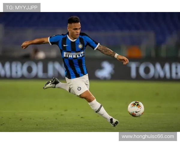 国际米兰迎战快速球队全力争胜展现强大实力与团队合作精神